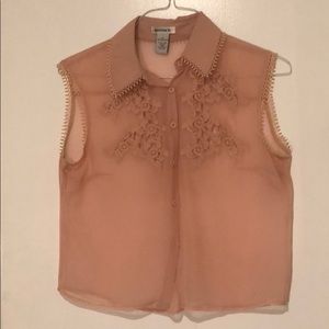 Crop top with detail
